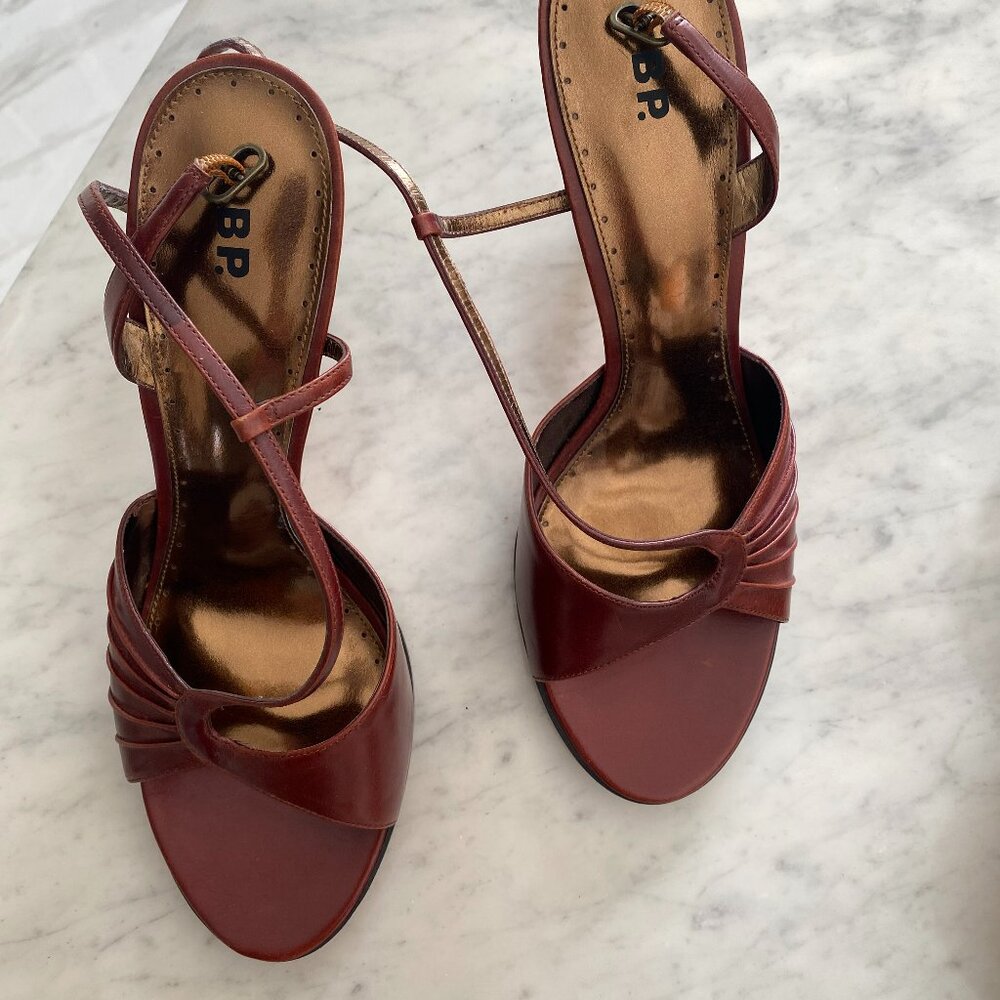 Brown Strappy Leather Heels (NWOT) - Size 11 - Picture 2 of 5